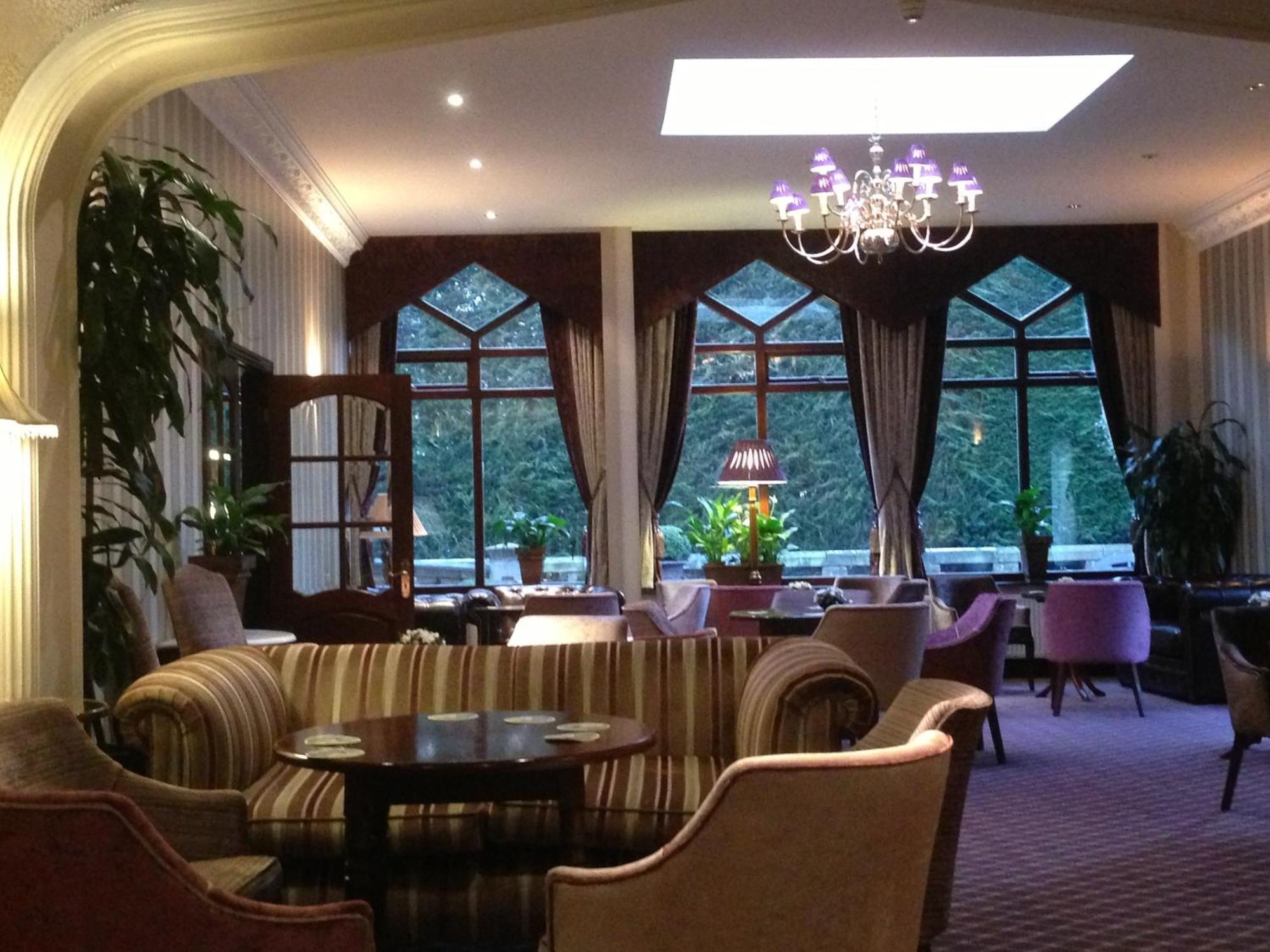 Oakwood Hall Hotel Bingley Exterior foto