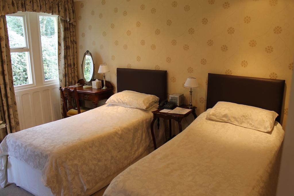 Oakwood Hall Hotel Bingley Habitación foto